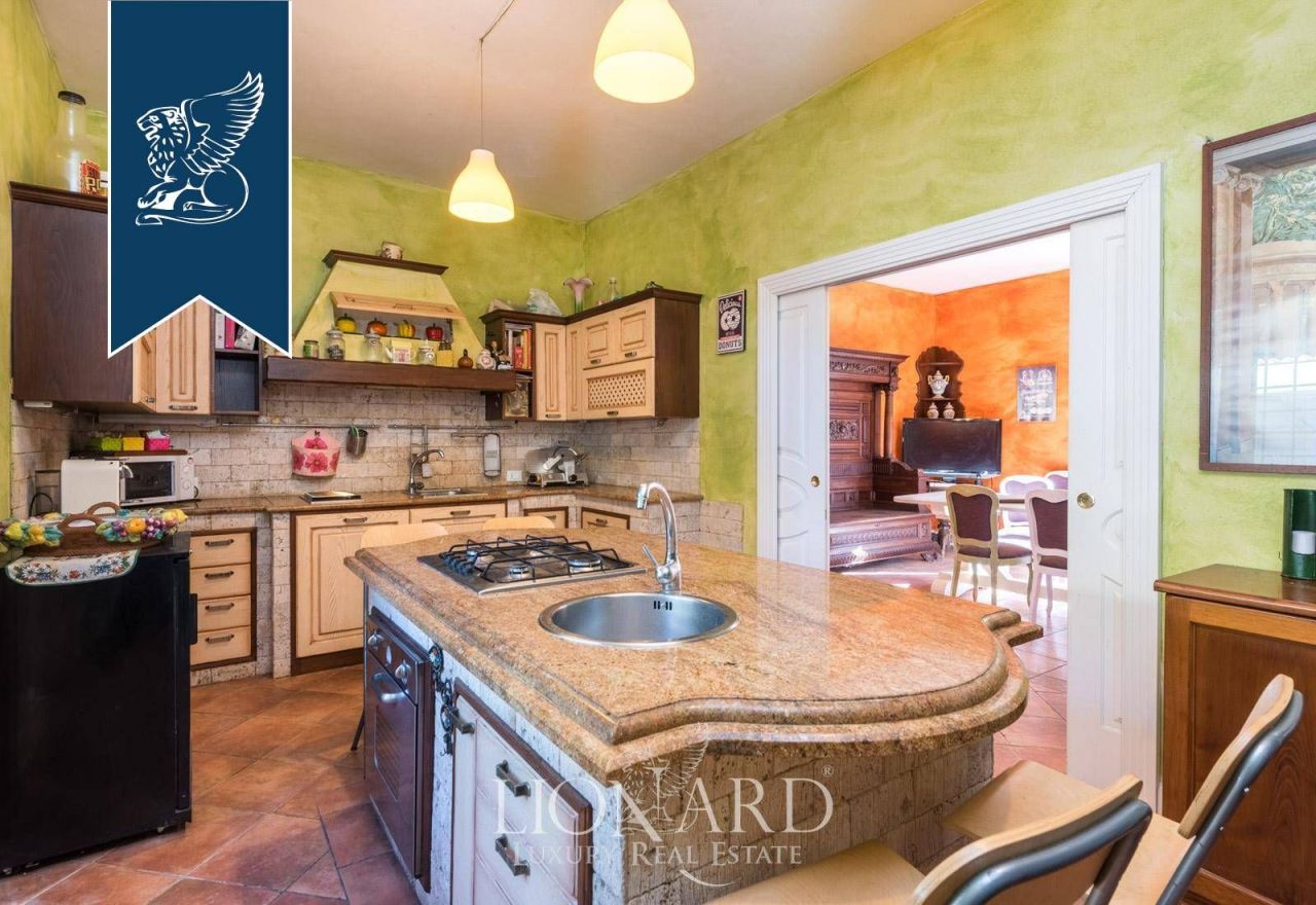 Вилла в Риме, Италия, 3 200 м² - фото 14