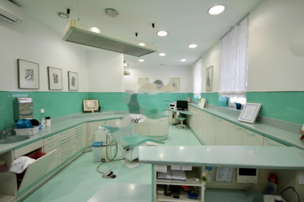 Офис в Любляне, Словения, 66 м² - фото 1