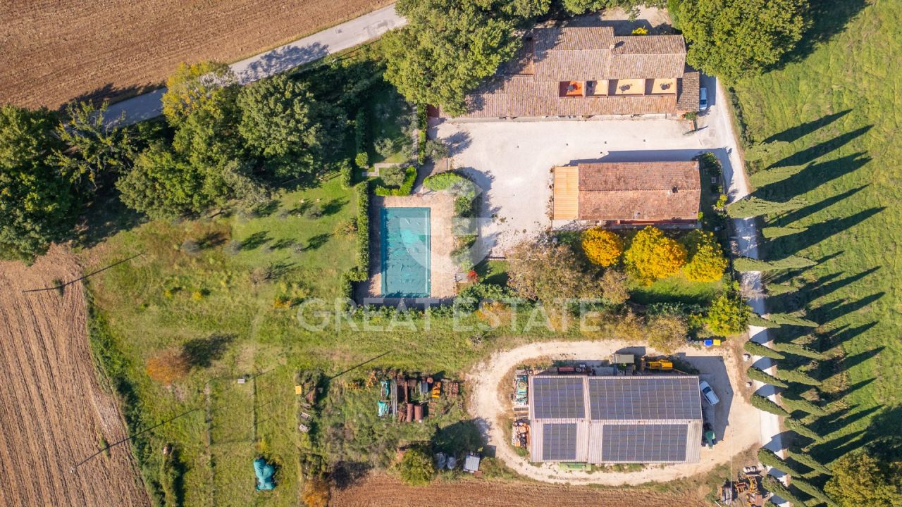 Отель, гостиница в Сполето, Италия, 759.2 м² - фото 8