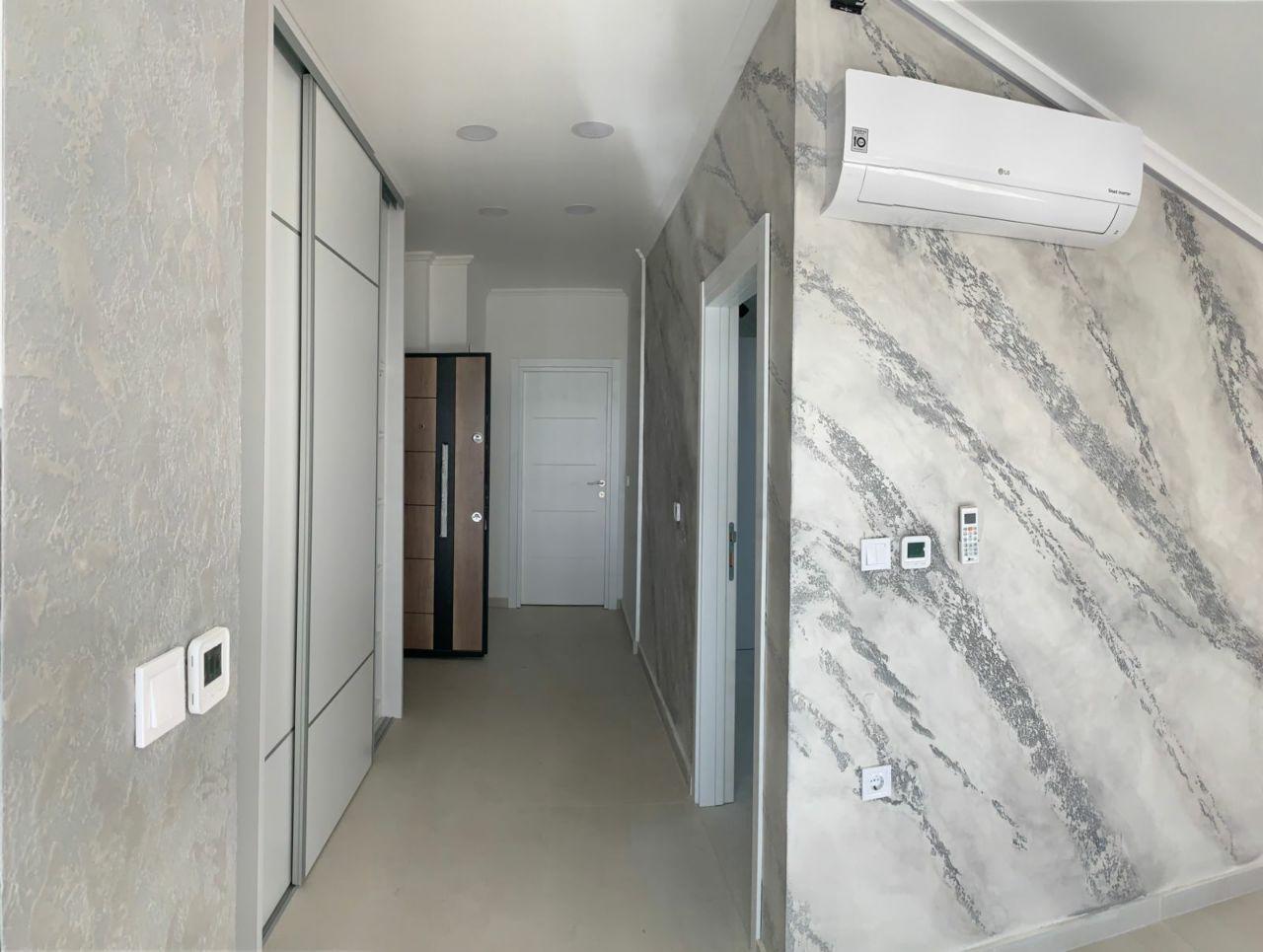 Квартира в Баре, Черногория, 144 м² - фото 1