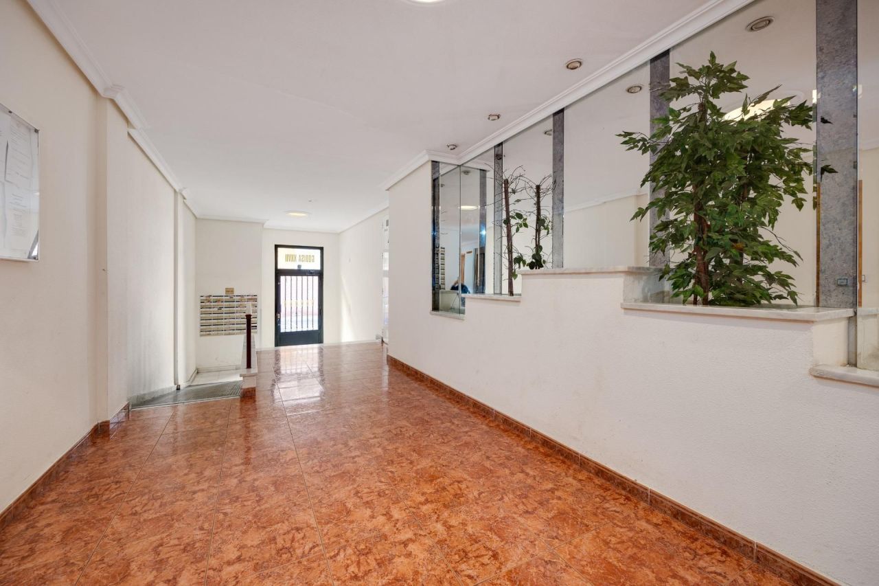 Квартира в Торревьехе, Испания, 59 м² - фото 14