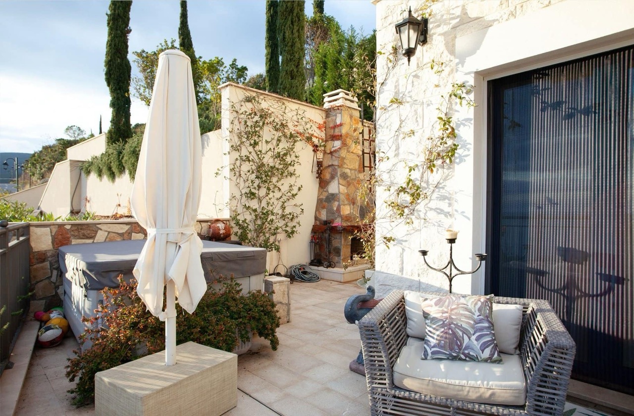 Вилла на полуострове Луштица, Черногория, 130 м² - фото 8