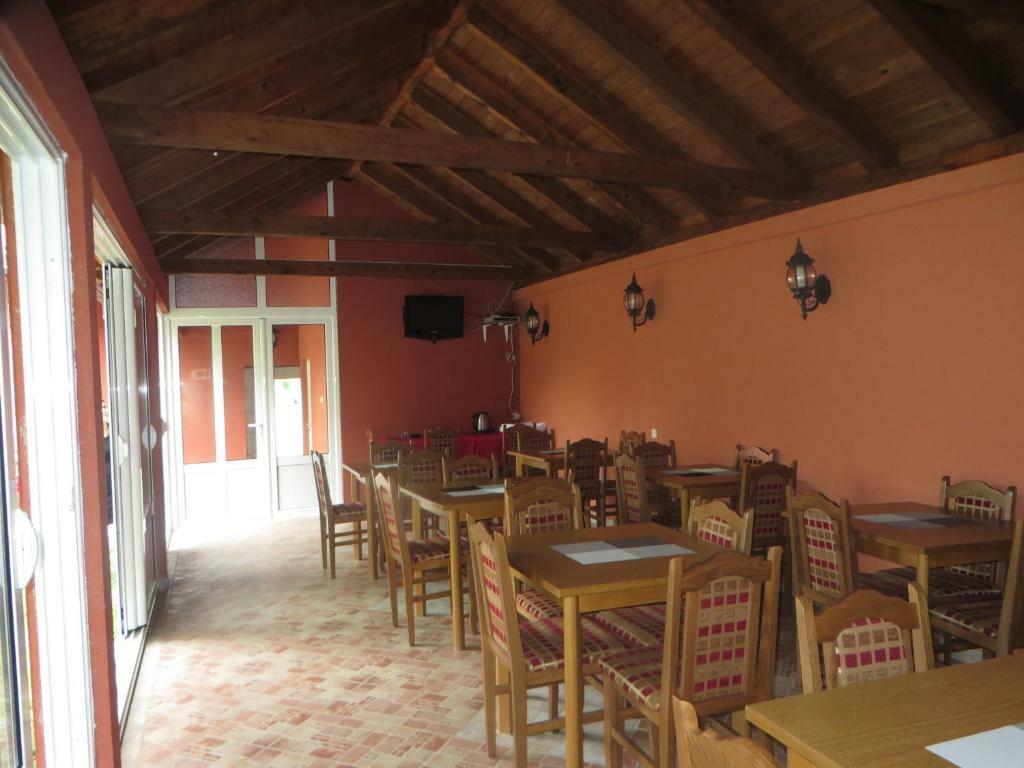 Офис в Херцег-Нови, Черногория, 479 м² - фото 13