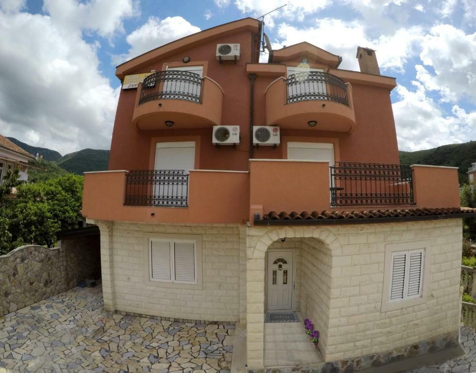 Офис в Херцег-Нови, Черногория, 479 м² - фото 14