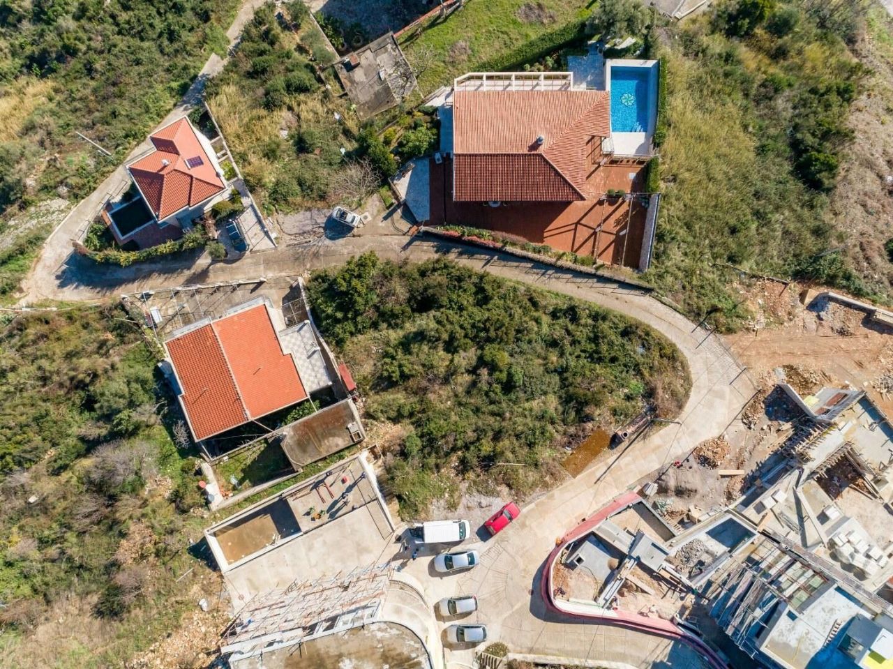 Земля в Будве, Черногория, 1 257 м² - фото 18