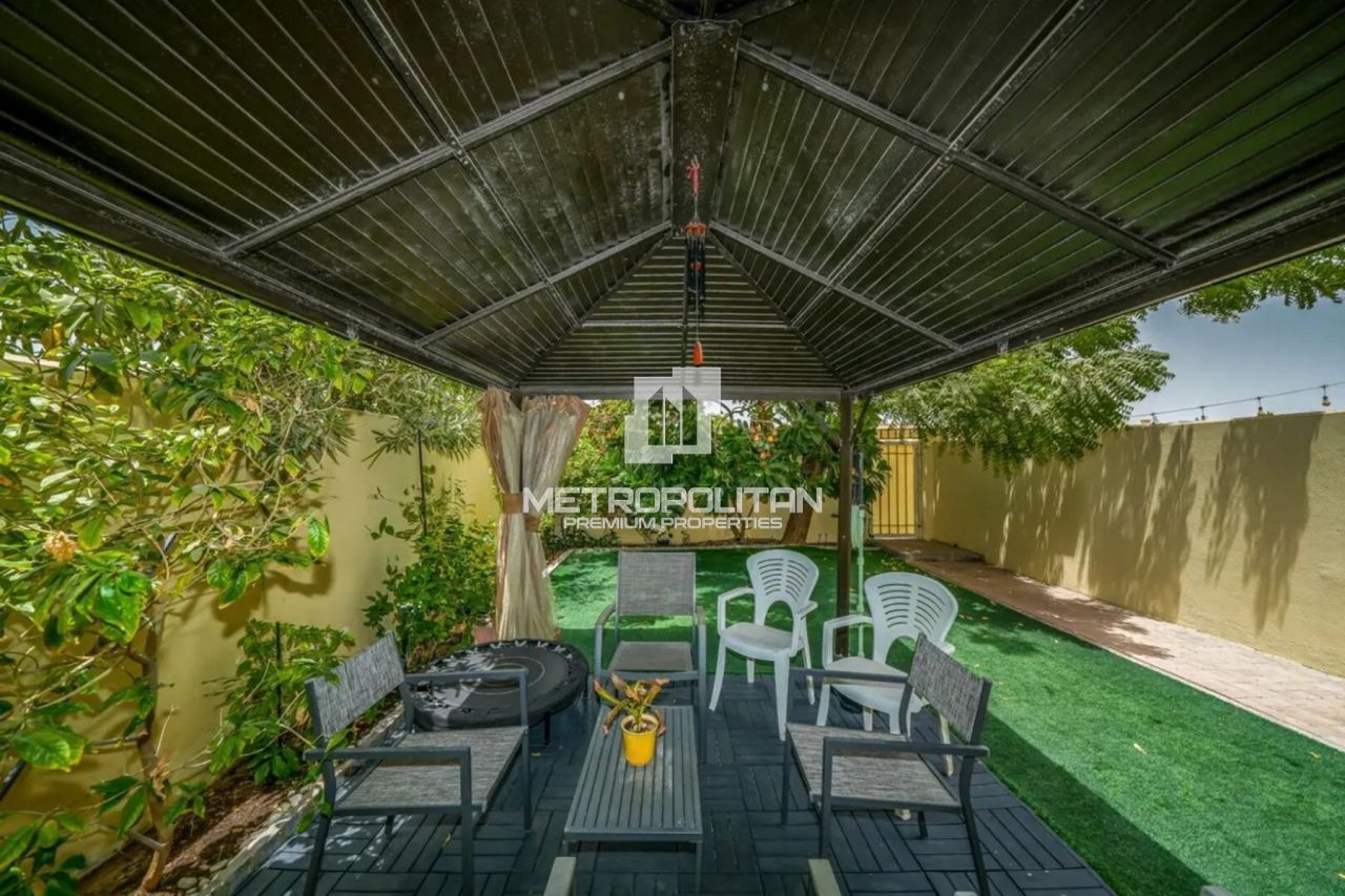 Таунхаус в Дубае, ОАЭ, 173 м² - фото 1