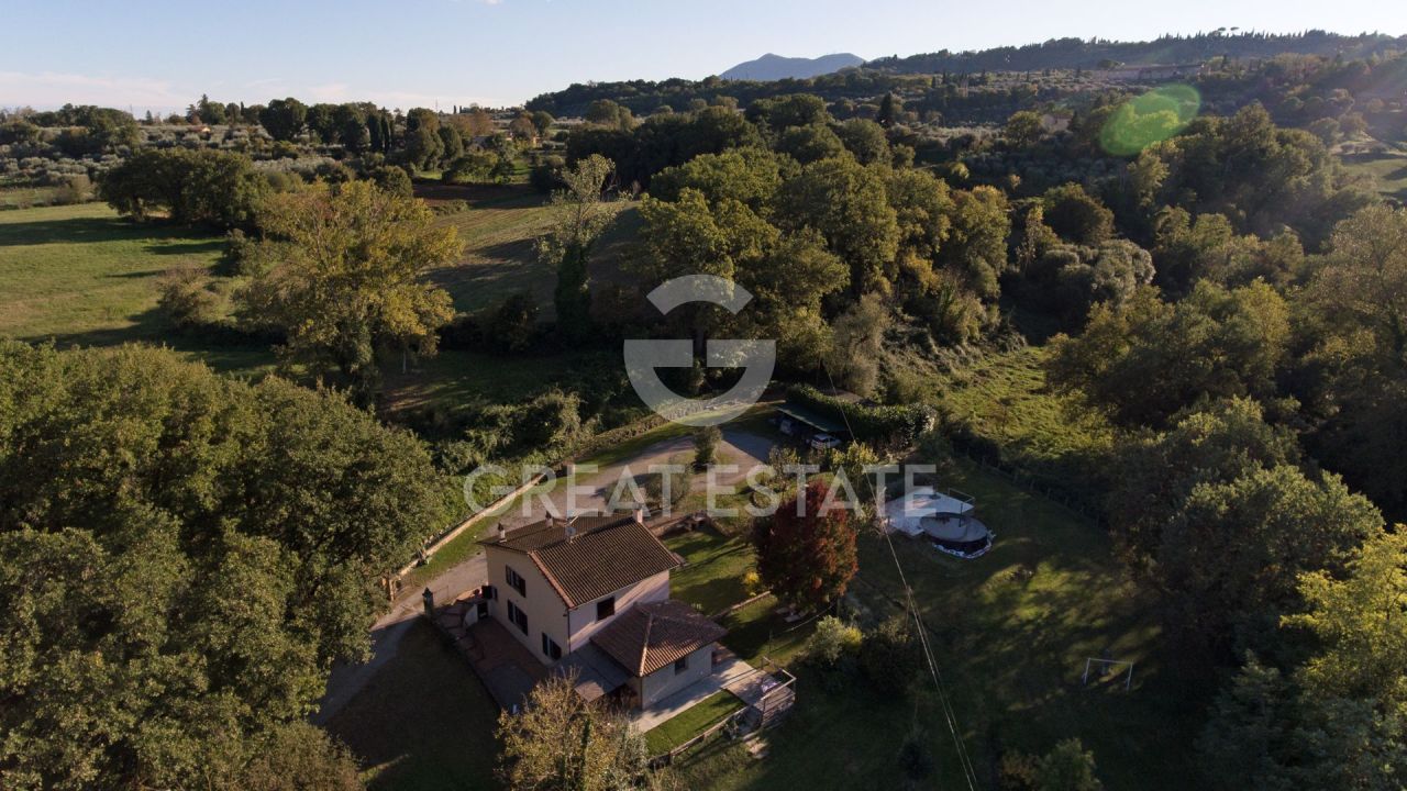 Дом в Сартеано, Италия, 193 м² - фото 2