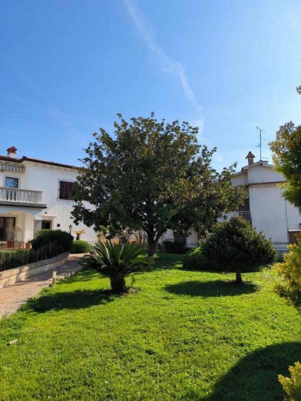 Вилла в Умаге, Хорватия, 380 м² - фото 6