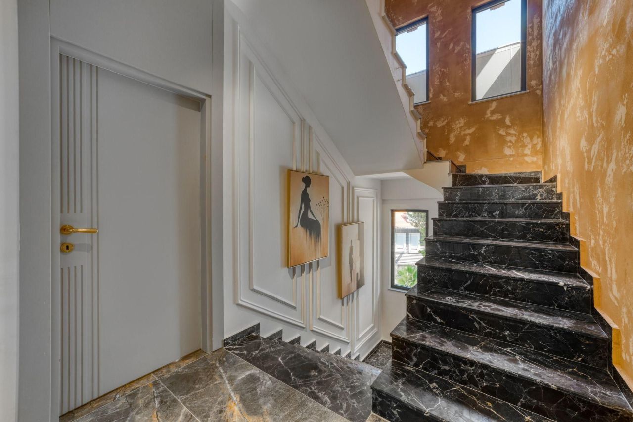 Вилла в Алании, Турция, 360 м² - фото 5