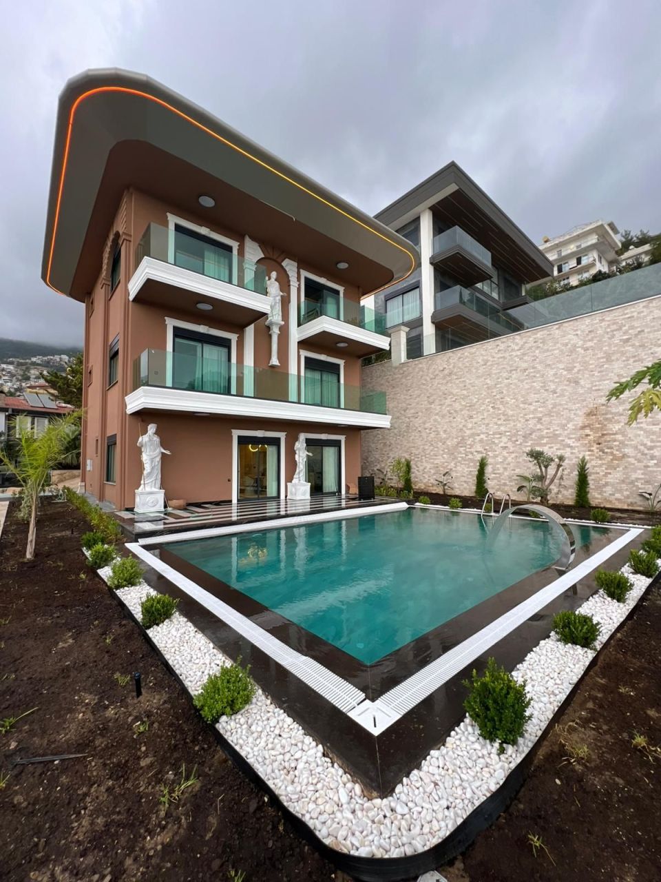 Вилла в Алании, Турция, 360 м² - фото 1