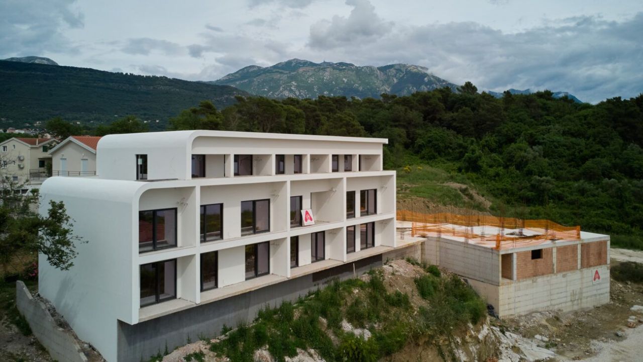 Квартира в Тивате, Черногория, 29 м² - фото 3