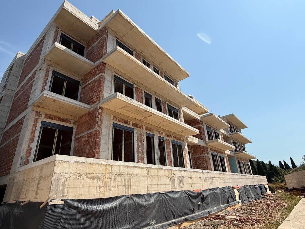 Квартира в Херцег-Нови, Черногория, 38.6 м² - фото 2