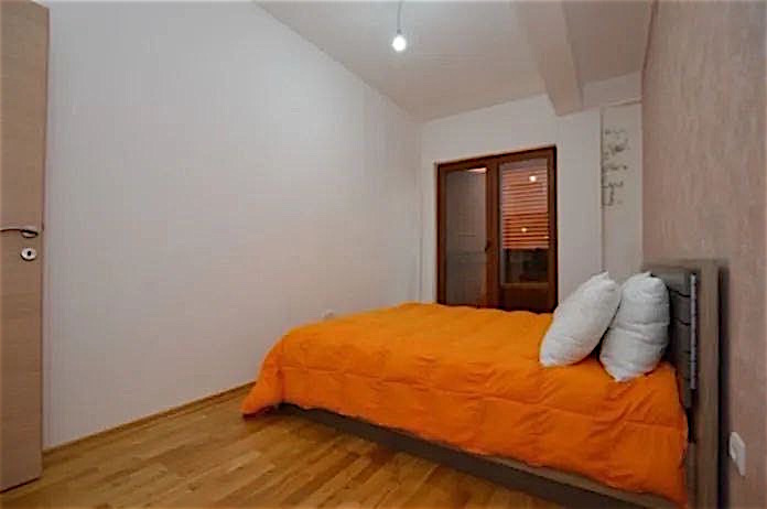 Квартира в Тивате, Черногория, 69 м² - фото 5