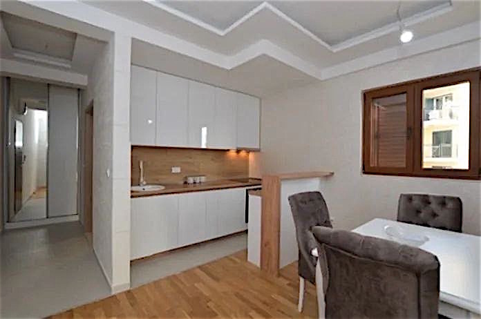 Квартира в Тивате, Черногория, 69 м² - фото 4