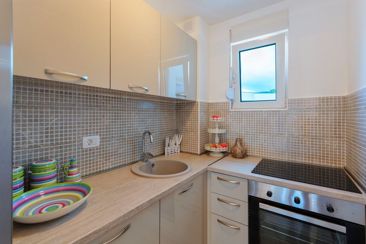 Квартира в Будве, Черногория, 61 м² - фото 10