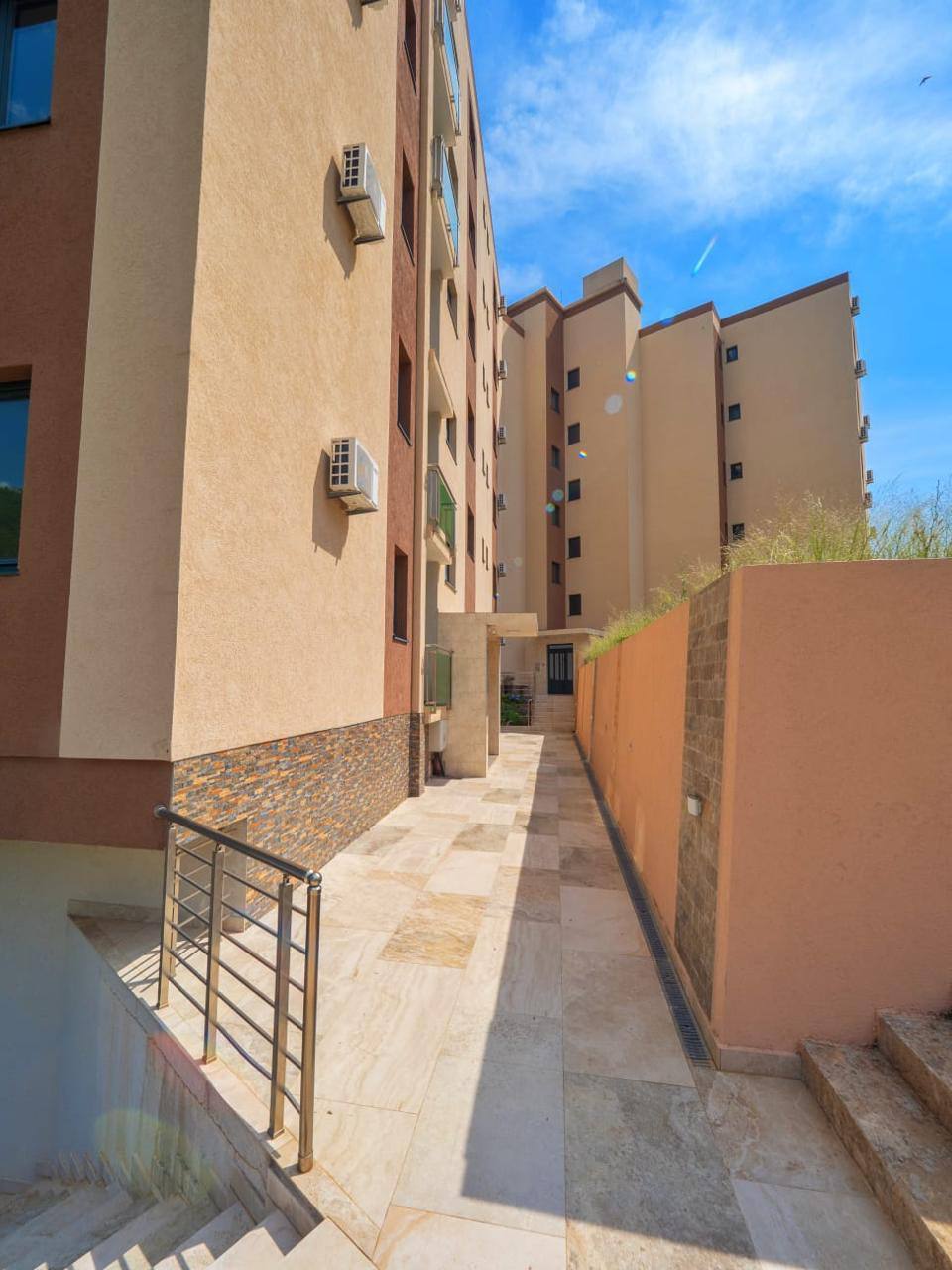 Квартира в Будве, Черногория, 81 м² - фото 8