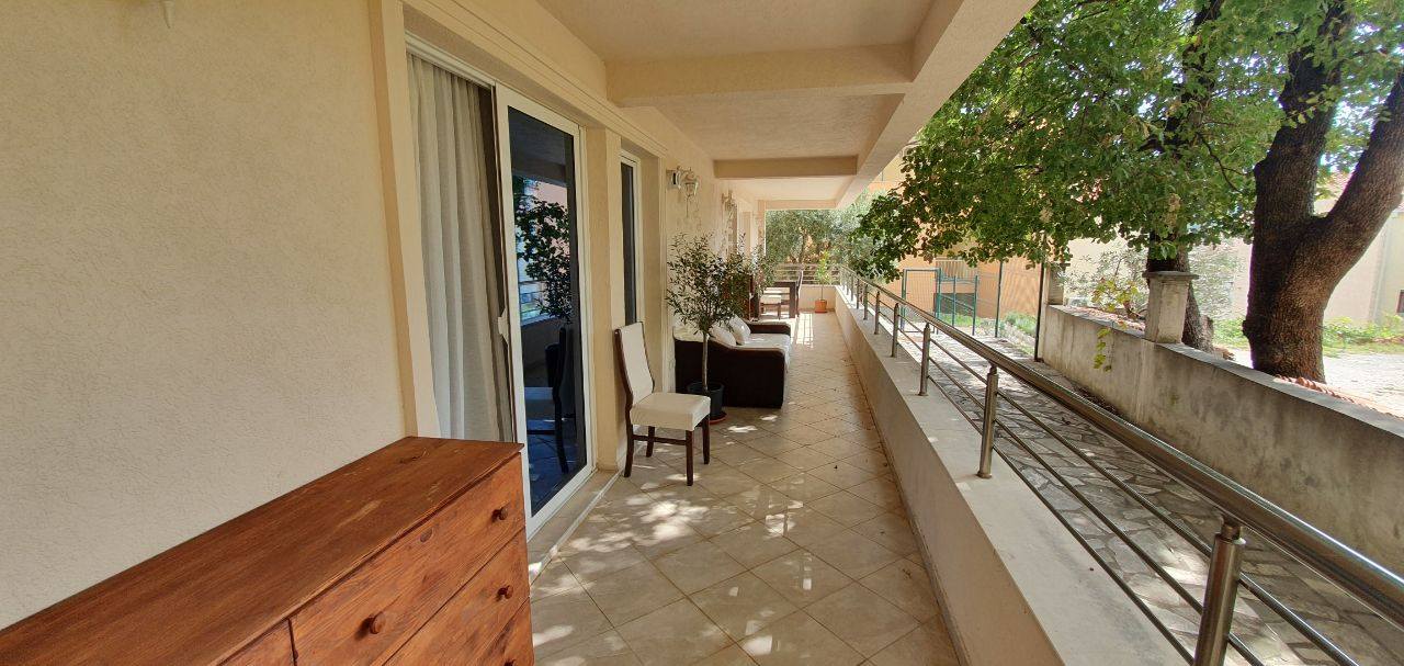 Квартира в Петроваце, Черногория, 122 м² - фото 2