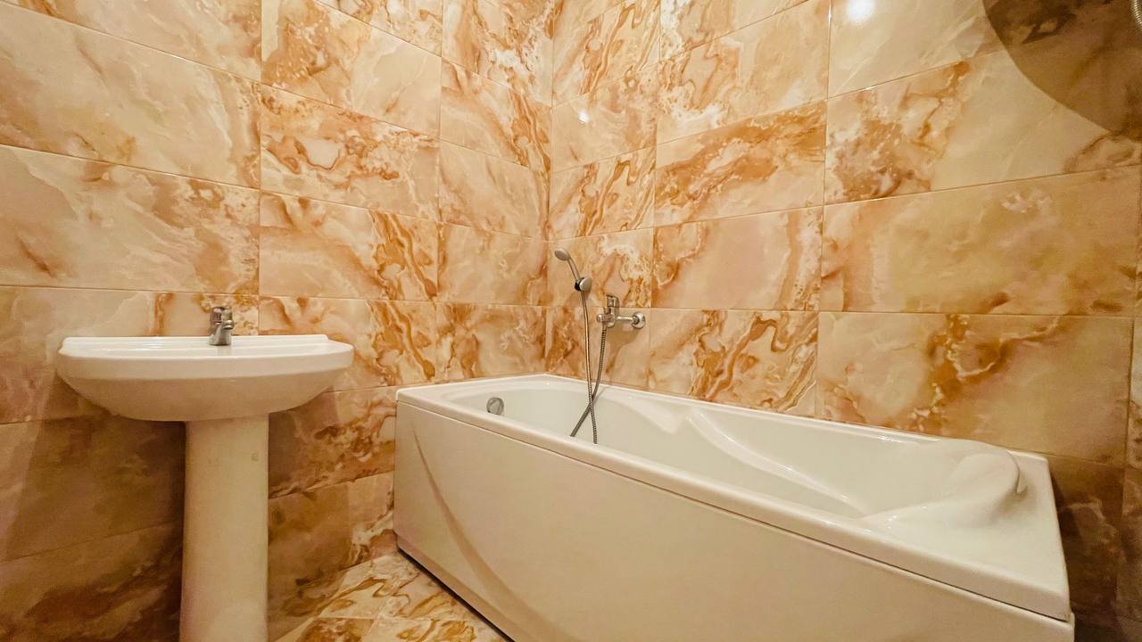 Квартира в Будве, Черногория, 92 м² - фото 16