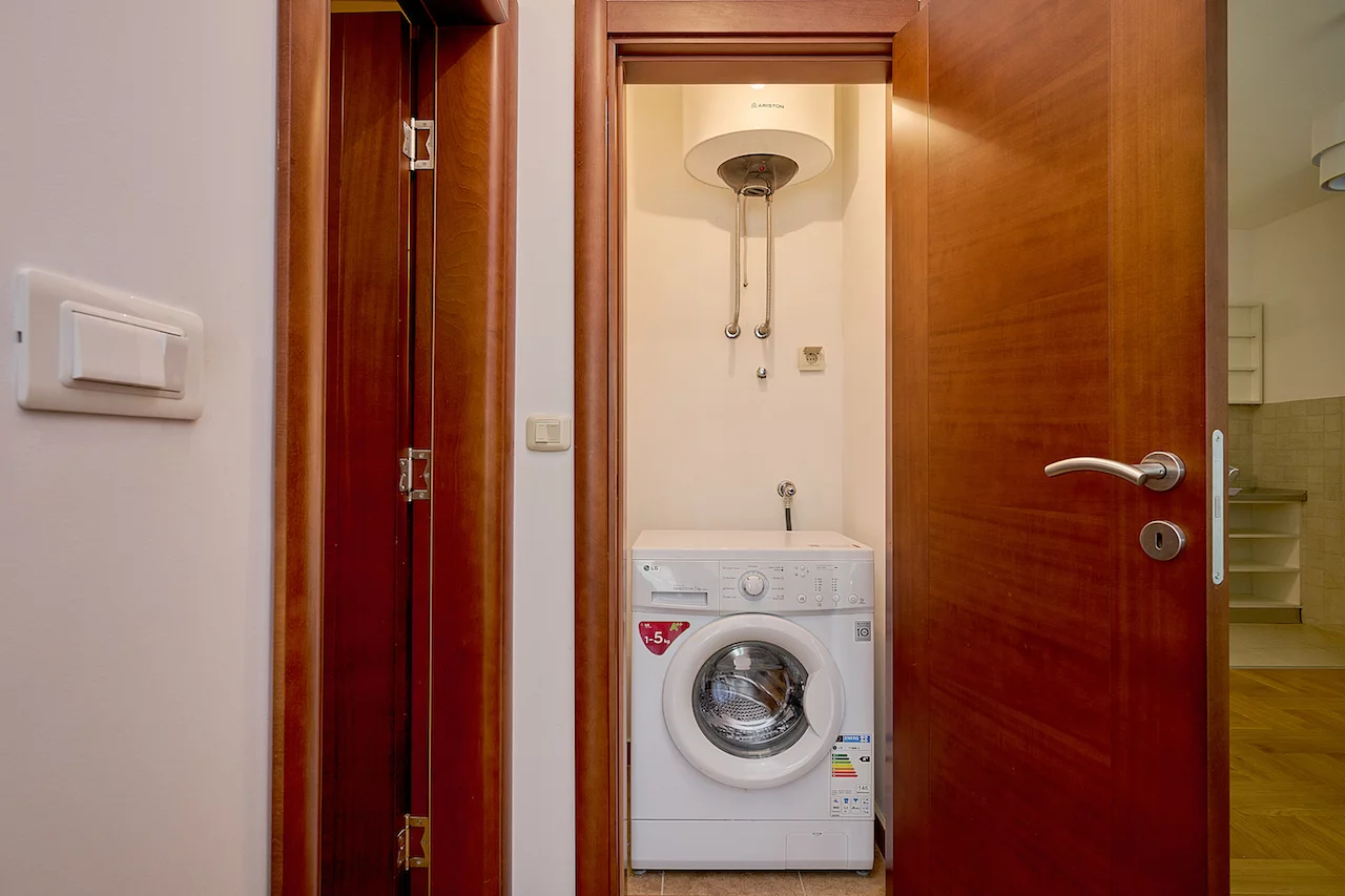 Квартира в Будве, Черногория, 68 м² - фото 14