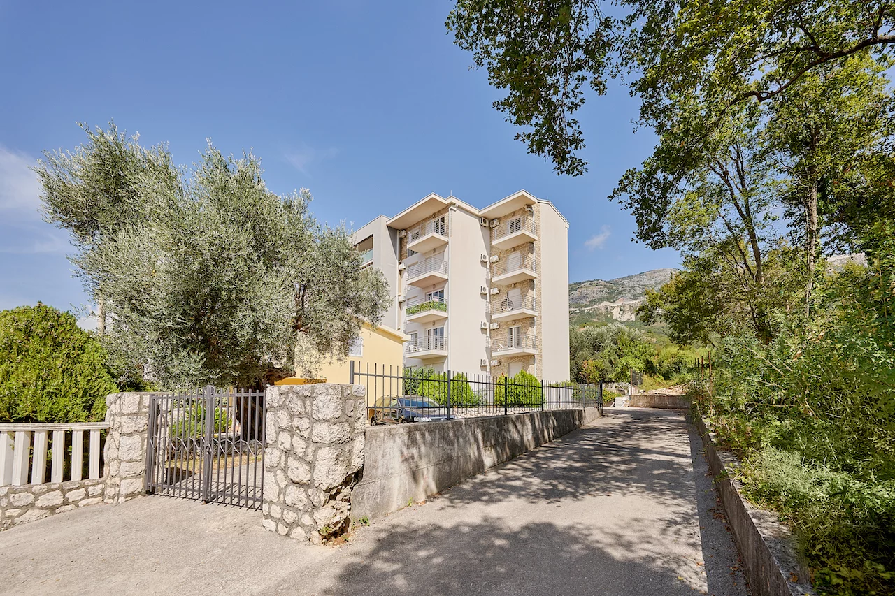 Квартира в Будве, Черногория, 68 м² - фото 17