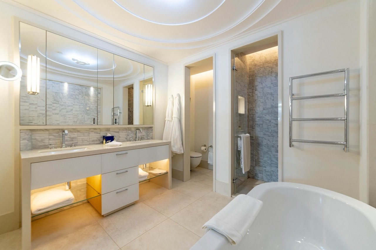 Квартира в Тивате, Черногория, 81 м² - фото 13