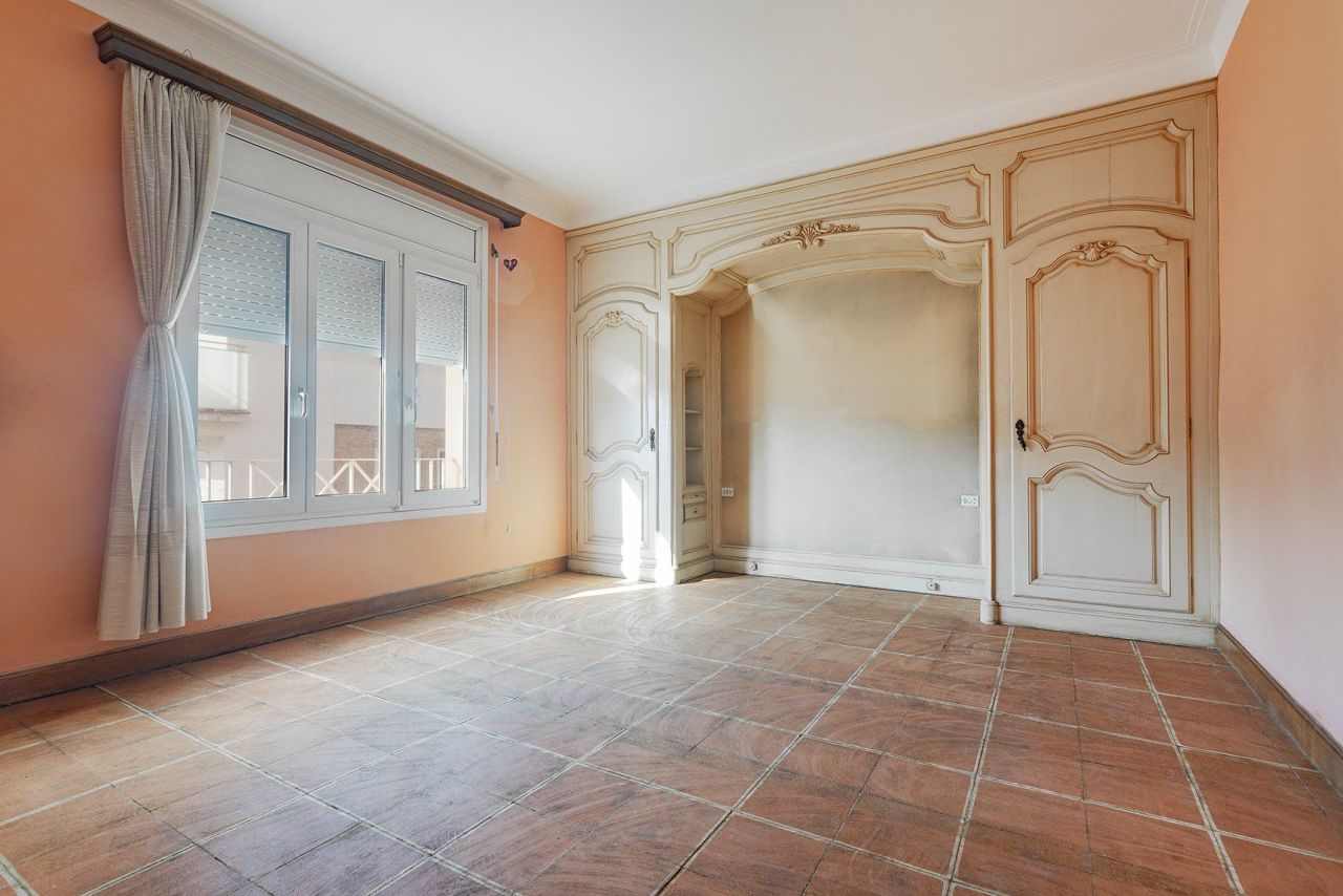 Квартира в Барселоне, Испания, 178 м² - фото 2