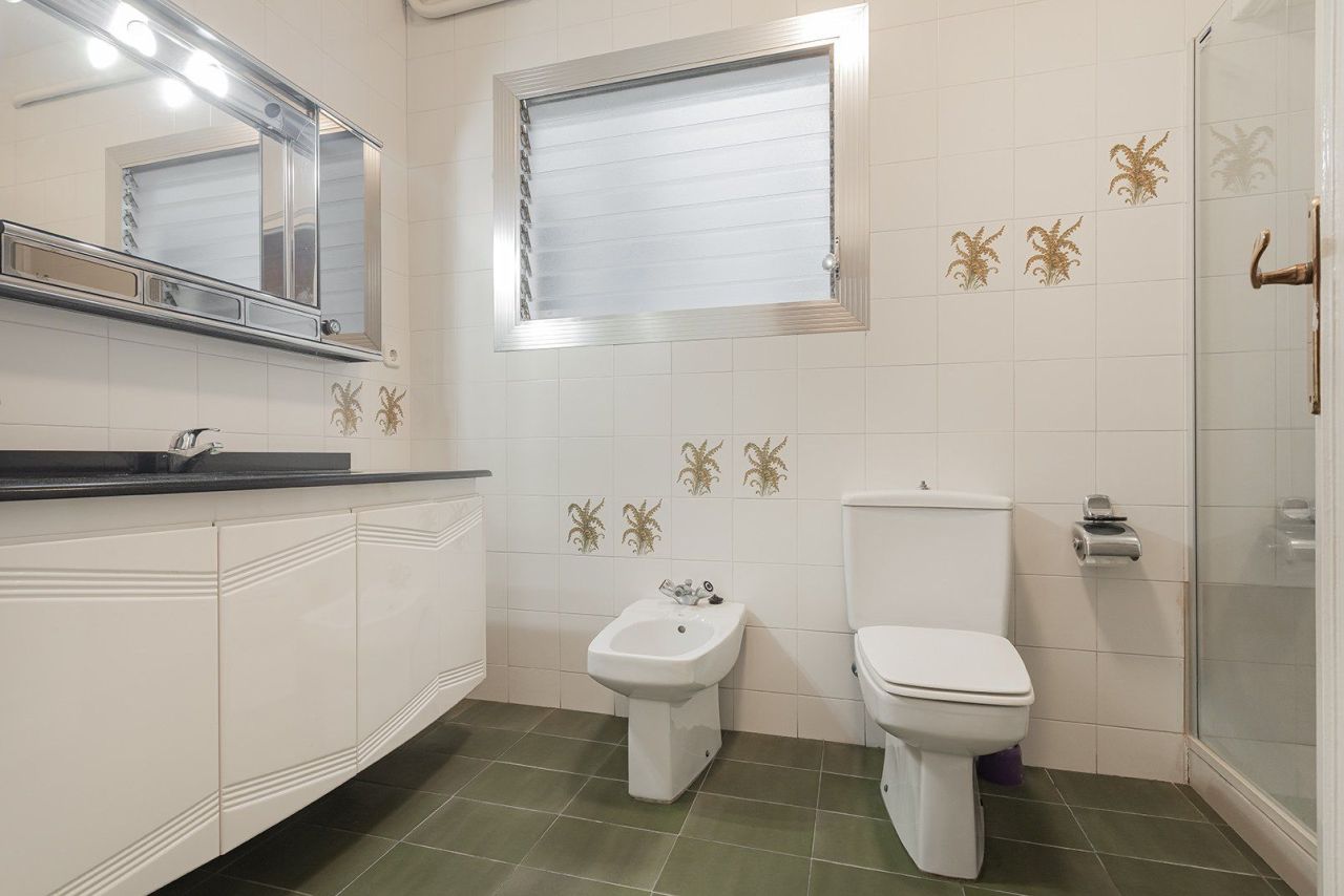 Квартира в Барселоне, Испания, 178 м² - фото 4