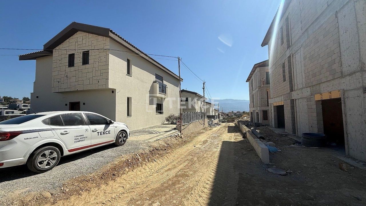 Вилла в Кушадасы, Турция, 380 м² - фото 1
