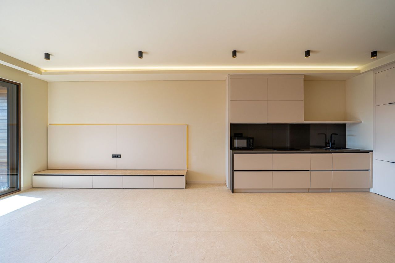 Апартаменты в Тивате, Черногория, 41.75 м² - фото 17