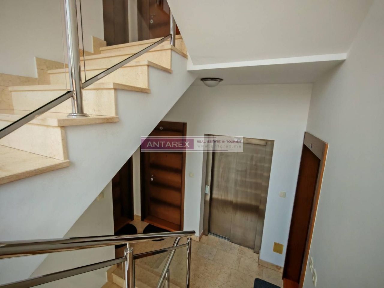 Апартаменты в Бечичи, Черногория, 52 м² - фото 14