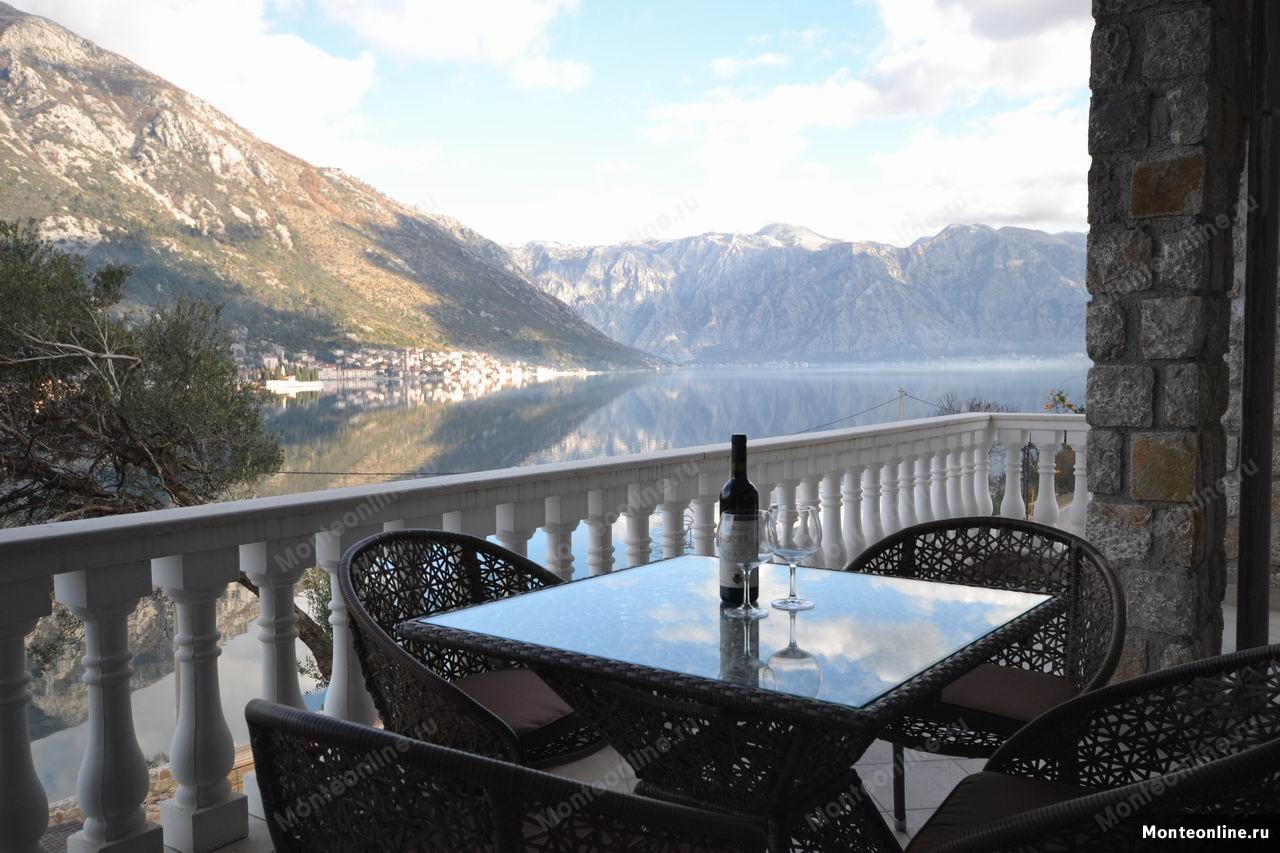 Вилла в Костанице, Черногория, 235 м² - фото 1