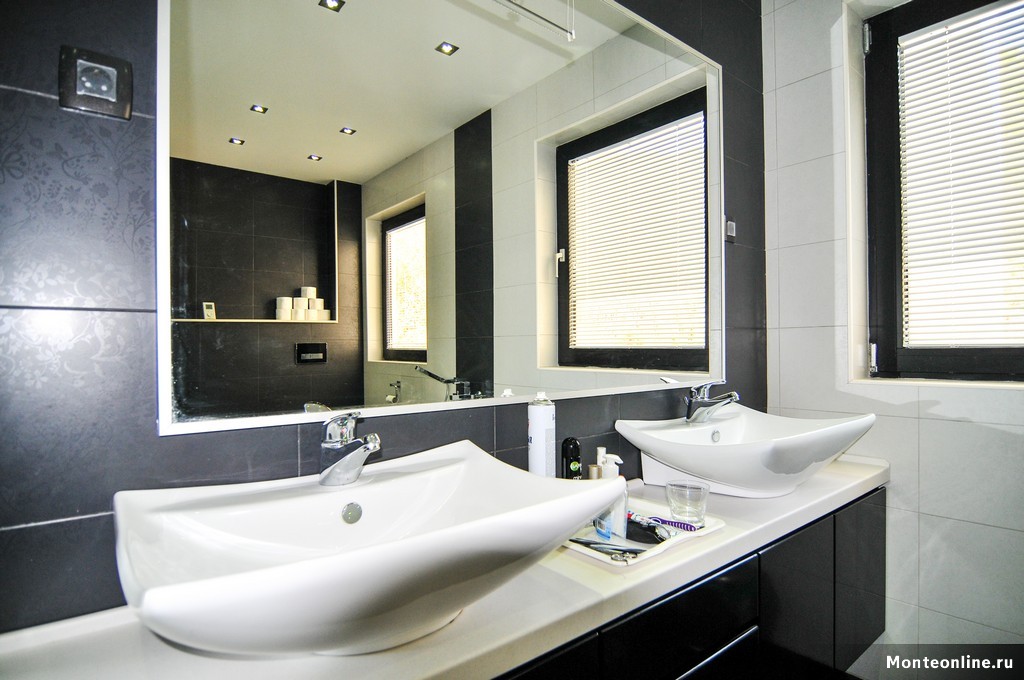 Вилла в Тивате, Черногория, 390 м² - фото 2