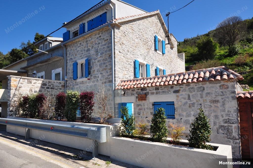 Вилла в Тивате, Черногория, 105 м² - фото 3