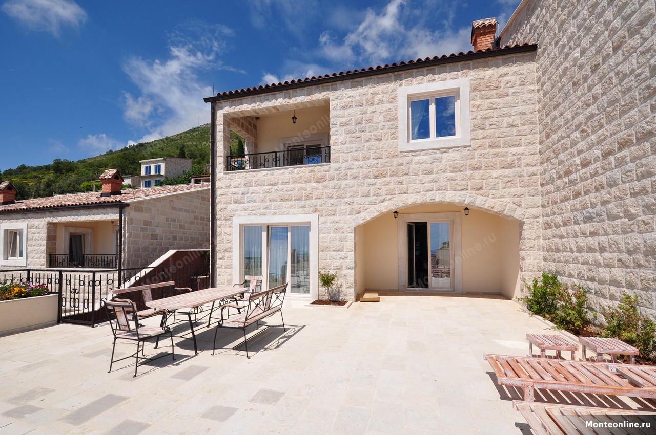 Вилла в Режевичах, Черногория, 150 м² - фото 3