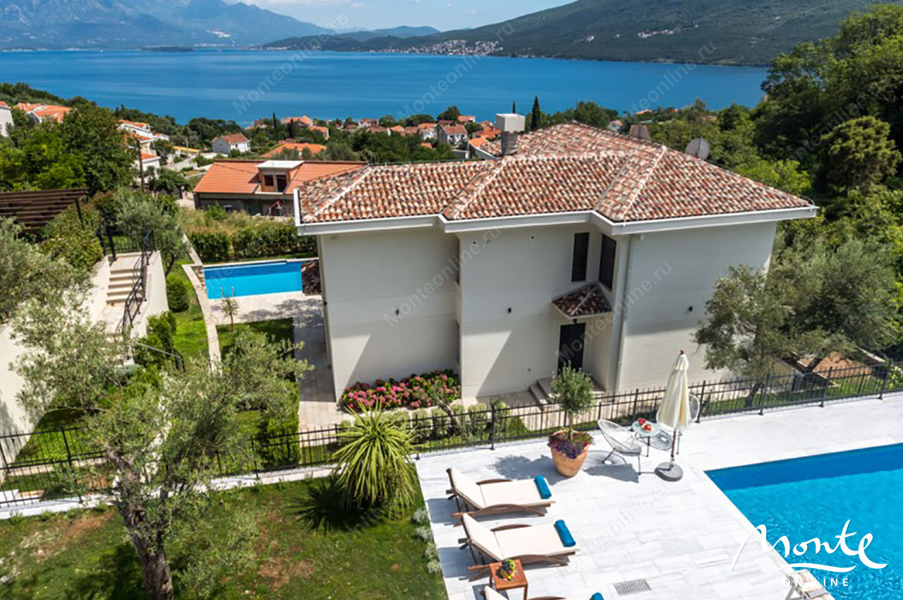 Вилла в Дженовичах, Черногория, 350 м² - фото 3