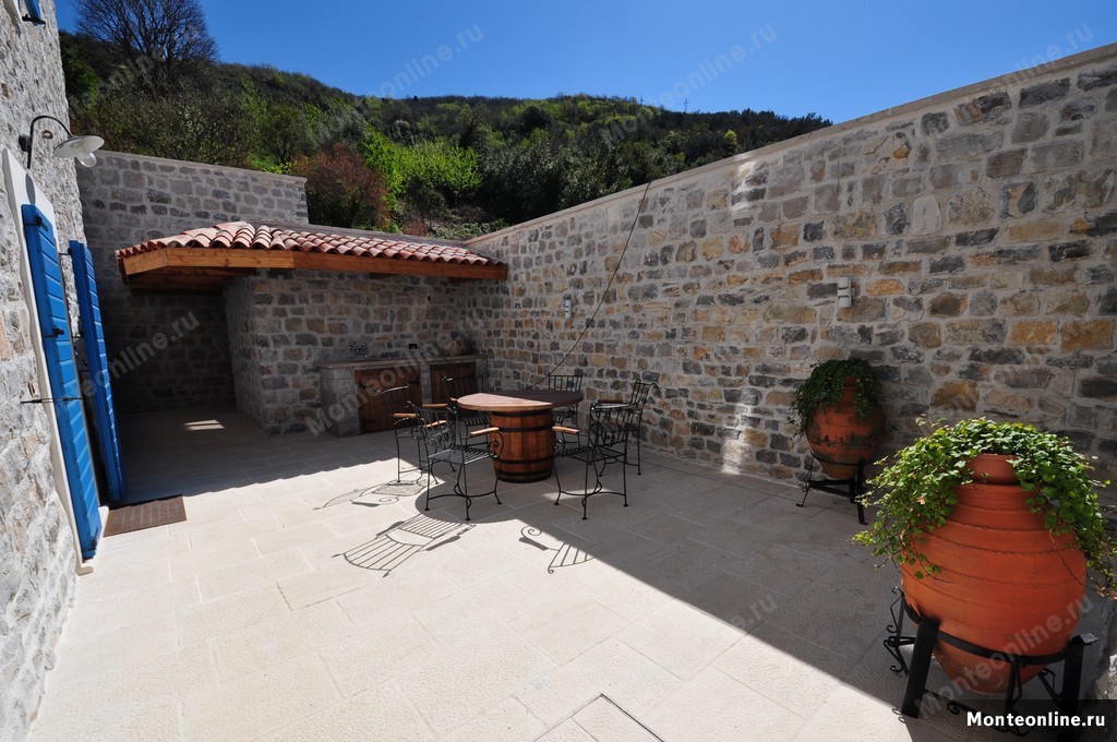 Вилла в Тивате, Черногория, 105 м² - фото 5