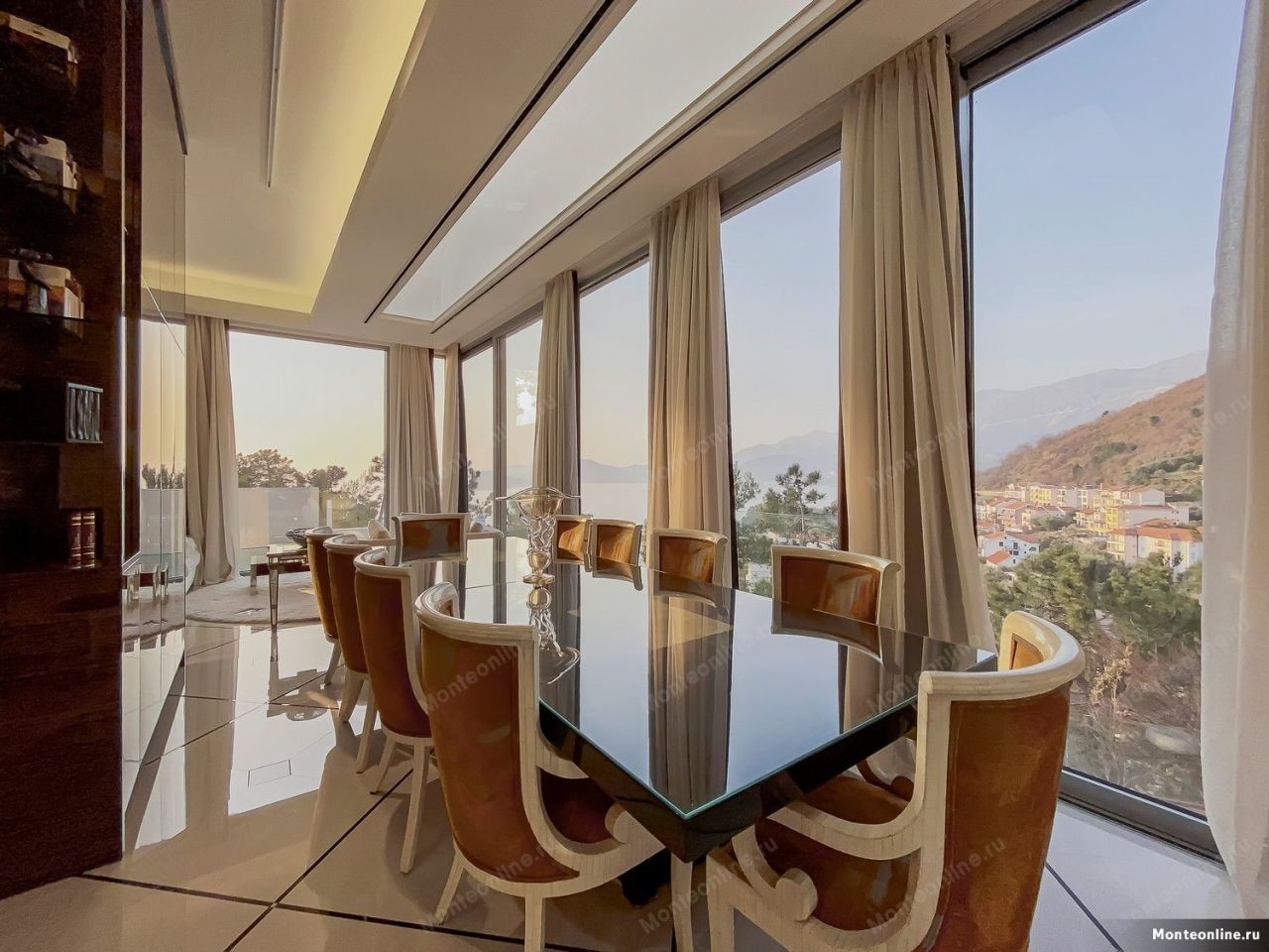 Вилла в Святом Стефане, Черногория, 600 м² - фото 6