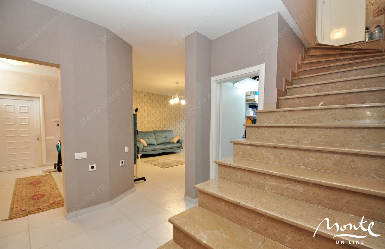 Вилла в Тивате, Черногория, 308 м² - фото 8