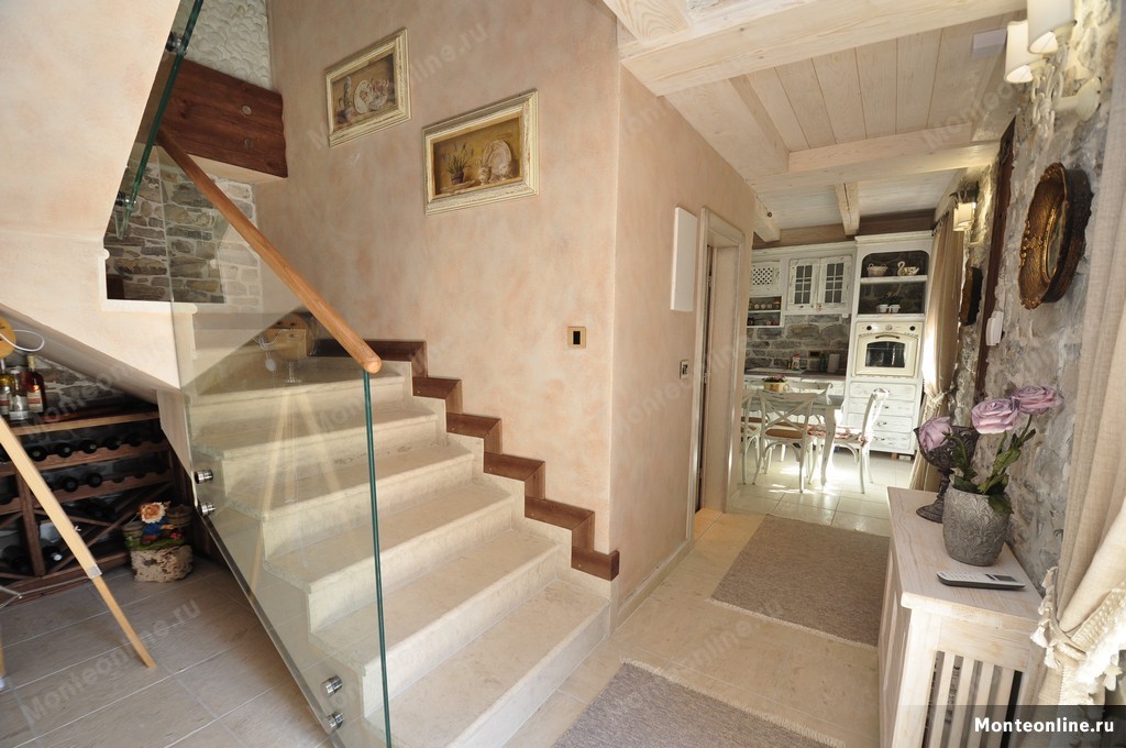 Вилла в Тивате, Черногория, 105 м² - фото 8