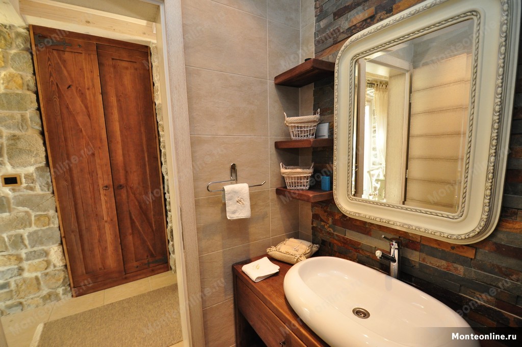 Вилла в Тивате, Черногория, 105 м² - фото 13