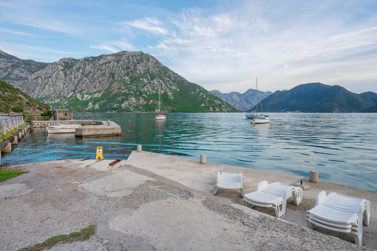 Вилла в Которе, Черногория, 250 м² - фото 13