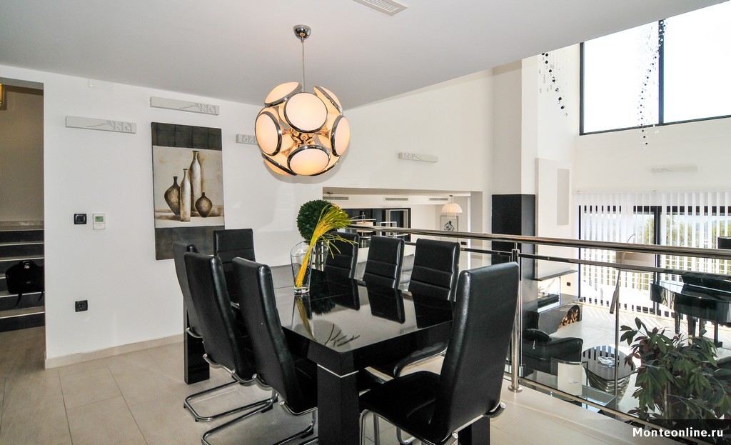 Вилла в Тивате, Черногория, 390 м² - фото 16