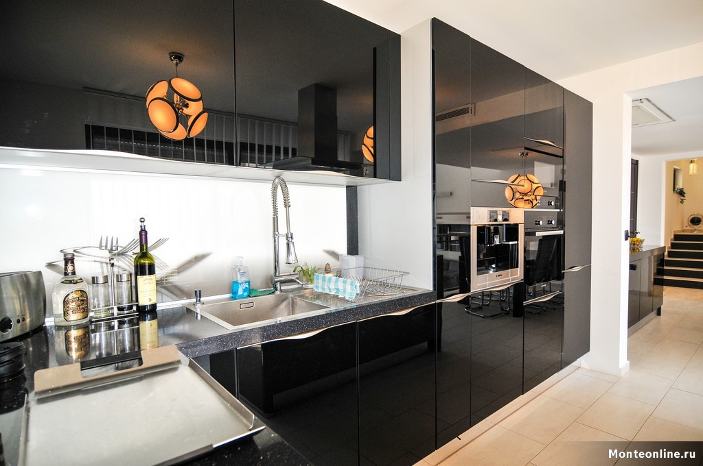 Вилла в Тивате, Черногория, 390 м² - фото 18