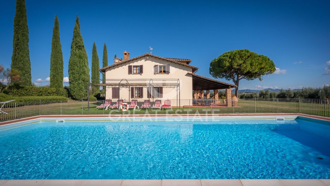 Дом в Кастильоне-дель-Лаго, Италия, 777.85 м² - фото 4