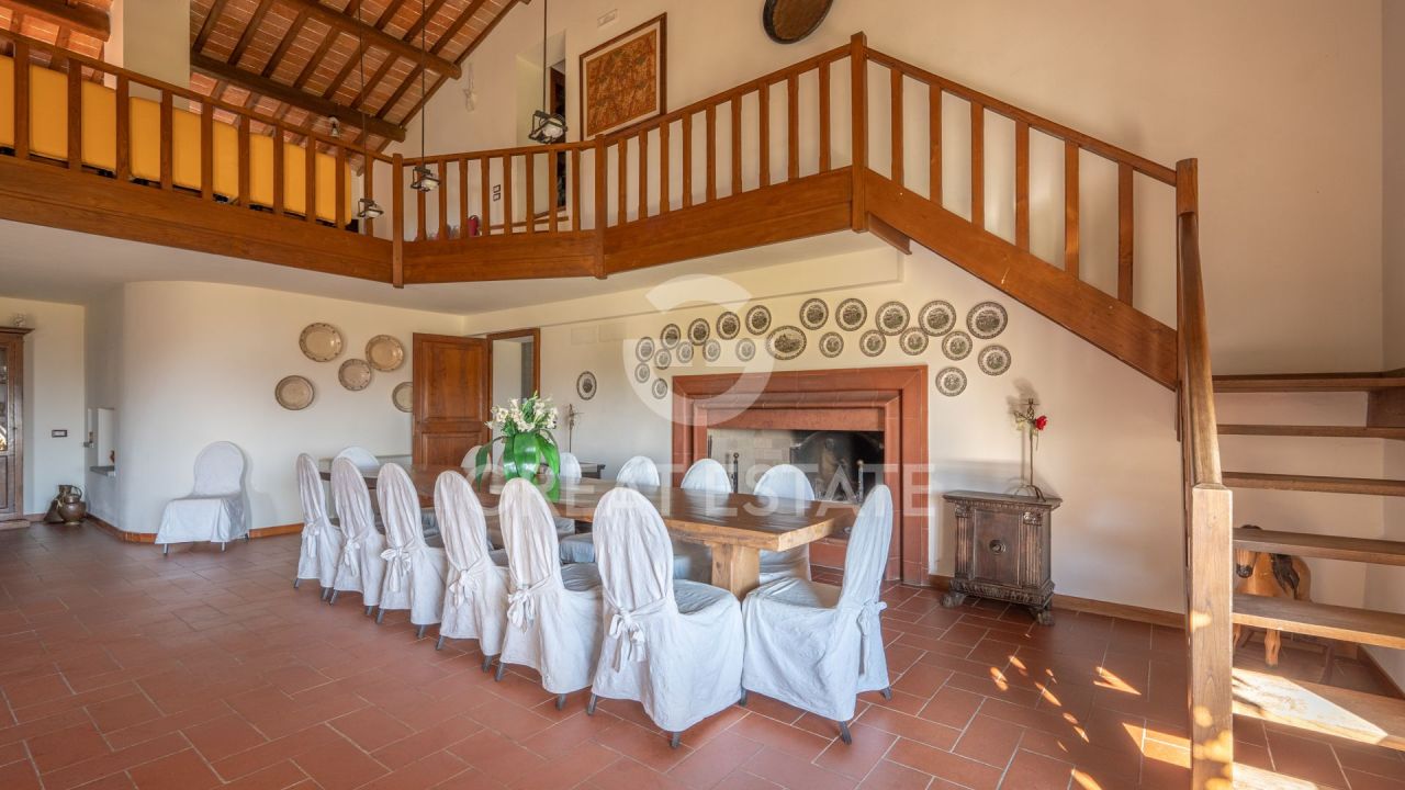 Дом в Кастильоне-дель-Лаго, Италия, 777.85 м² - фото 16