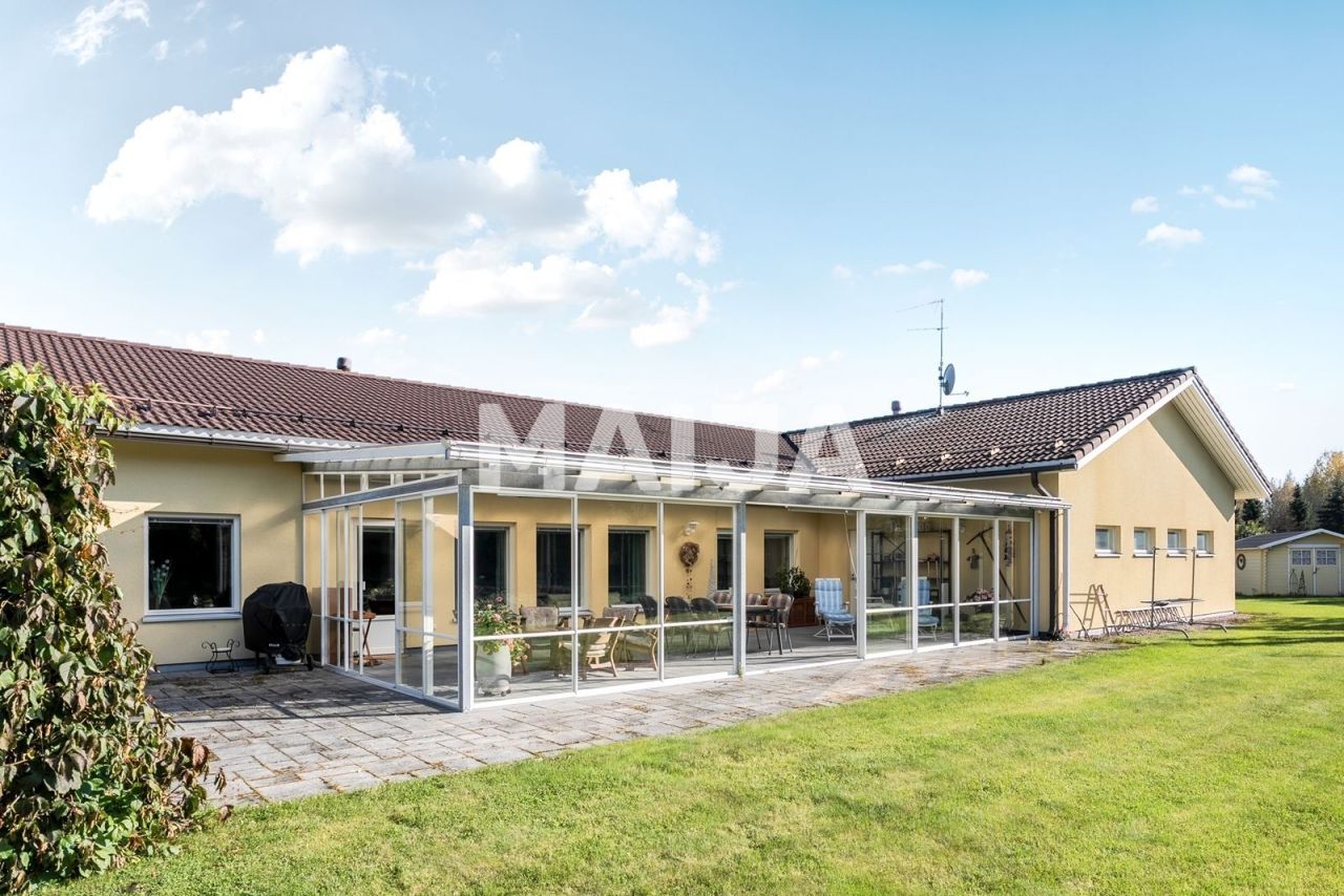 Дом в Риихимяки, Финляндия, 230 м² - фото 1