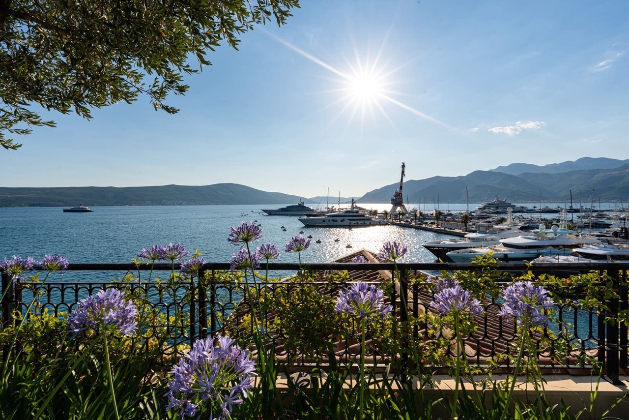 Пентхаус в Тивате, Черногория, 237 м² - фото 2