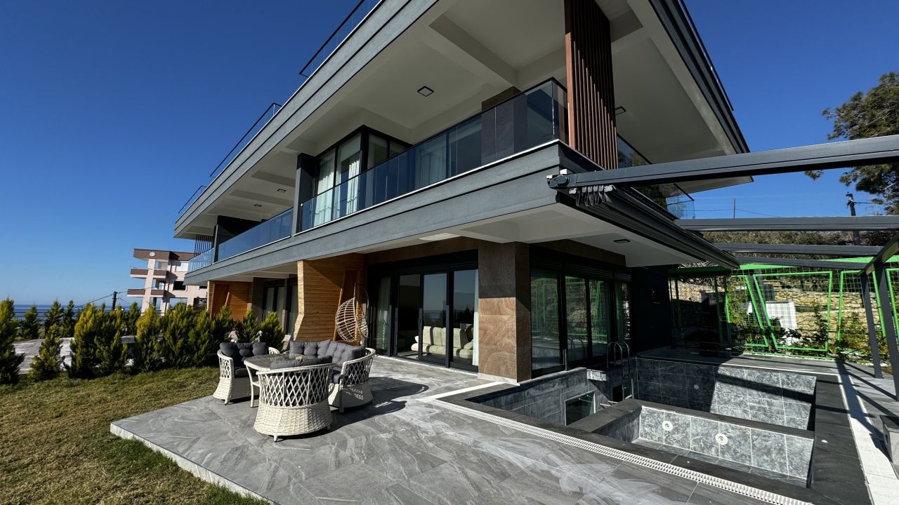 Вилла в Алании, Турция, 410 м² - фото 1