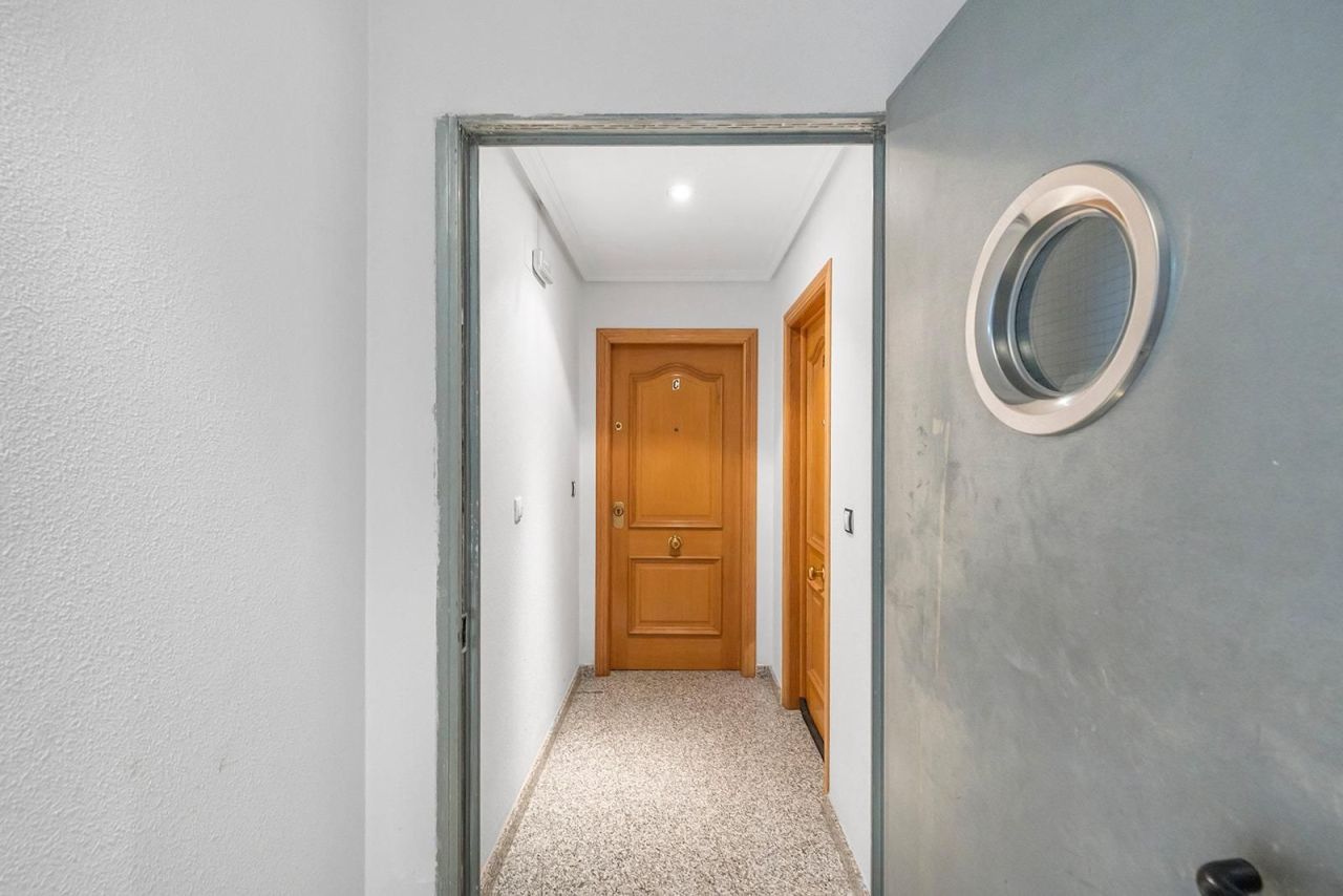 Квартира в Торревьехе, Испания, 61 м² - фото 12