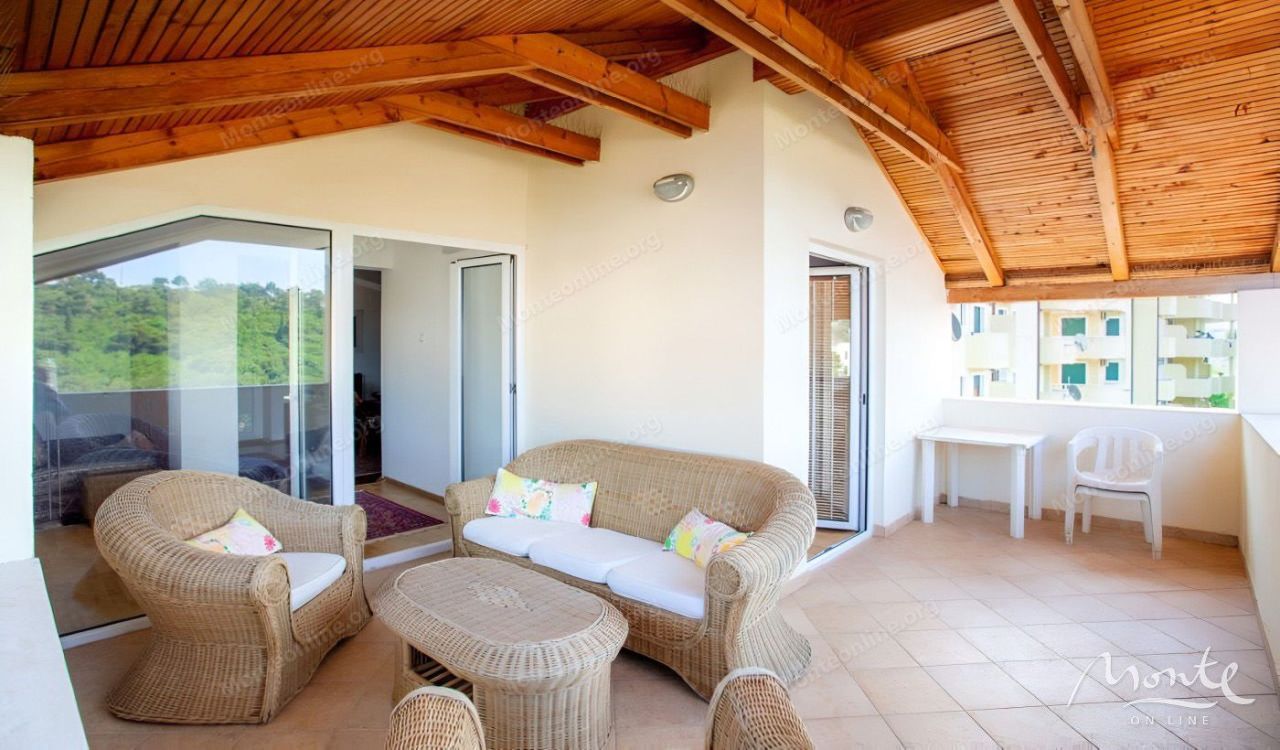 Апартаменты в Петроваце, Черногория, 69 м² - фото 2